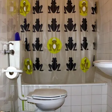Black Pepper Apartment, Bairro Alto, Lisbon Apartment *